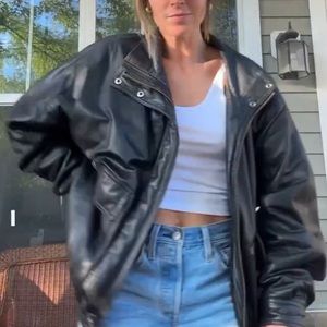 Leather jacket lightly worn
